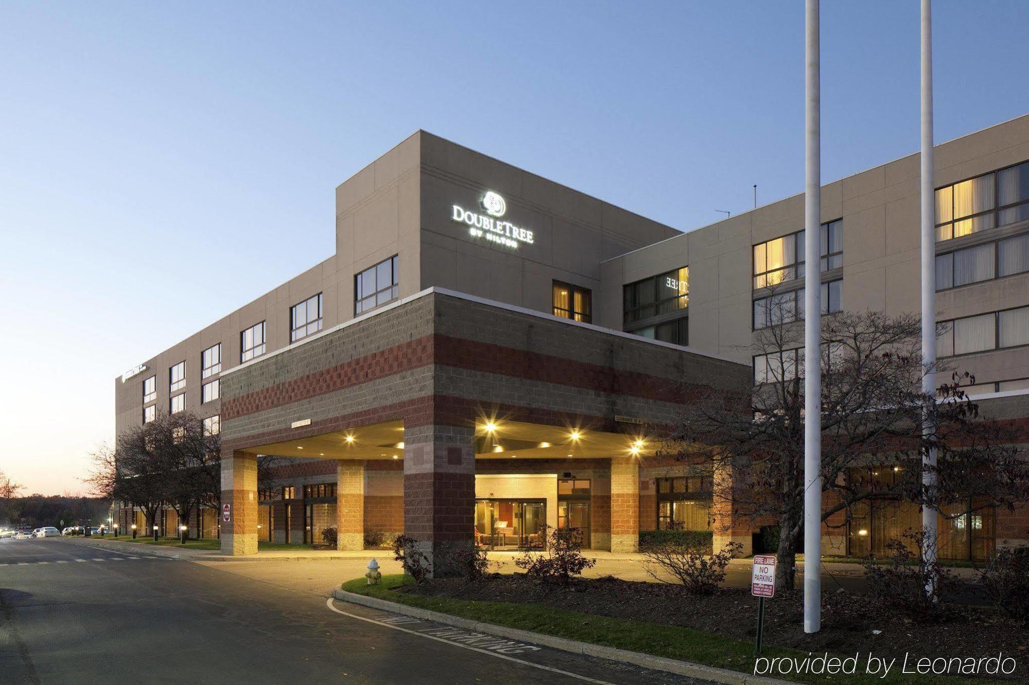 Doubletree By Hilton Bradley International Airport 3*