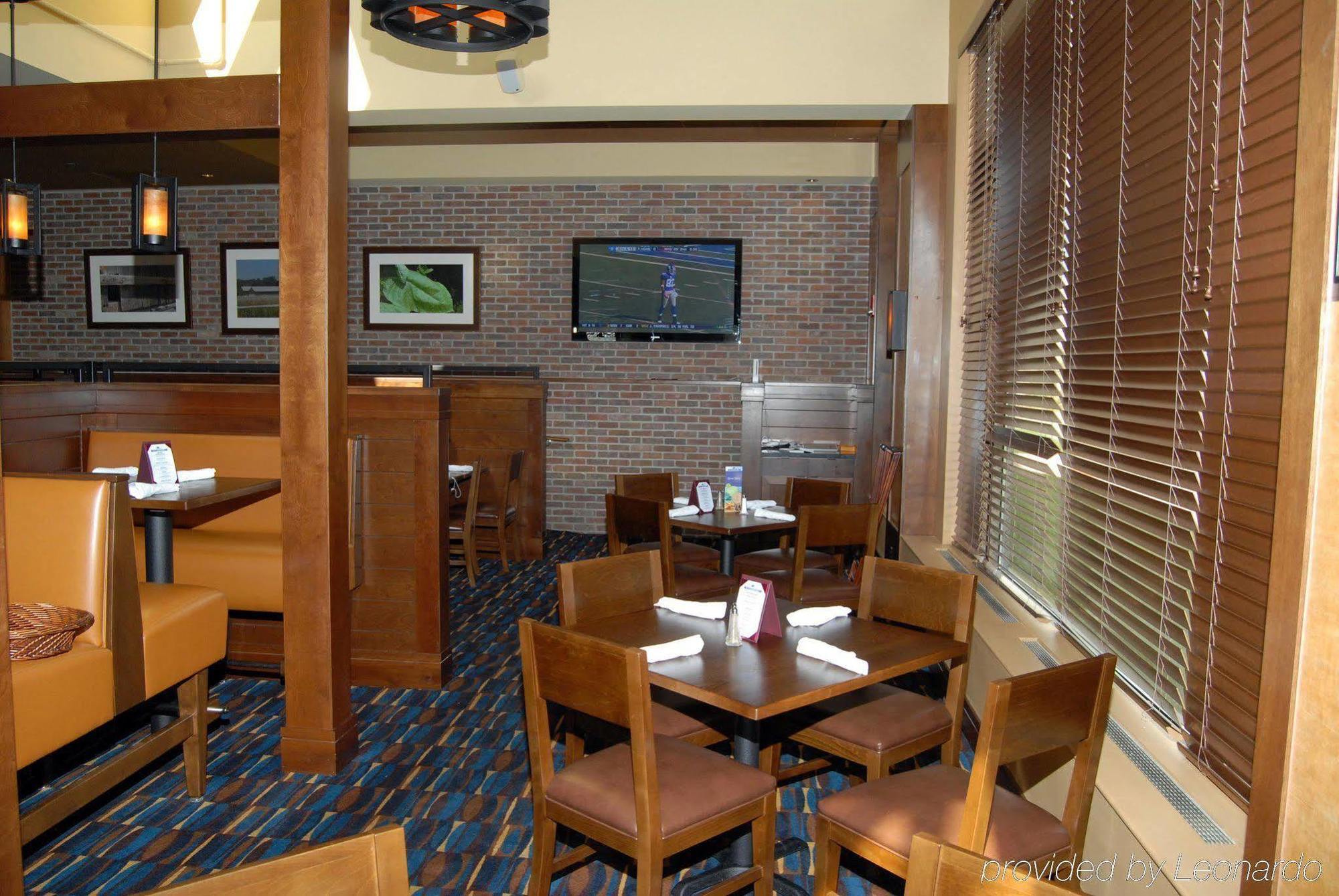 Doubletree By Hilton Bradley International Airport 3*