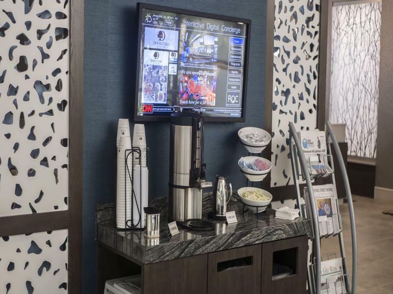 Doubletree By Hilton Bradley International Airport Hotel Windsor Locks
