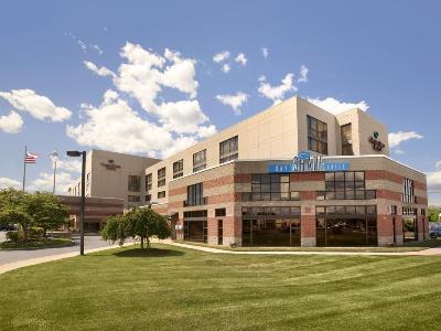 Doubletree By Hilton Bradley International Airport Hotel Windsor Locks